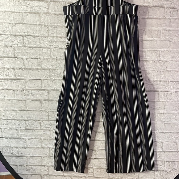 Super Soft Striped Jumpsuit - Picture 6 of 9